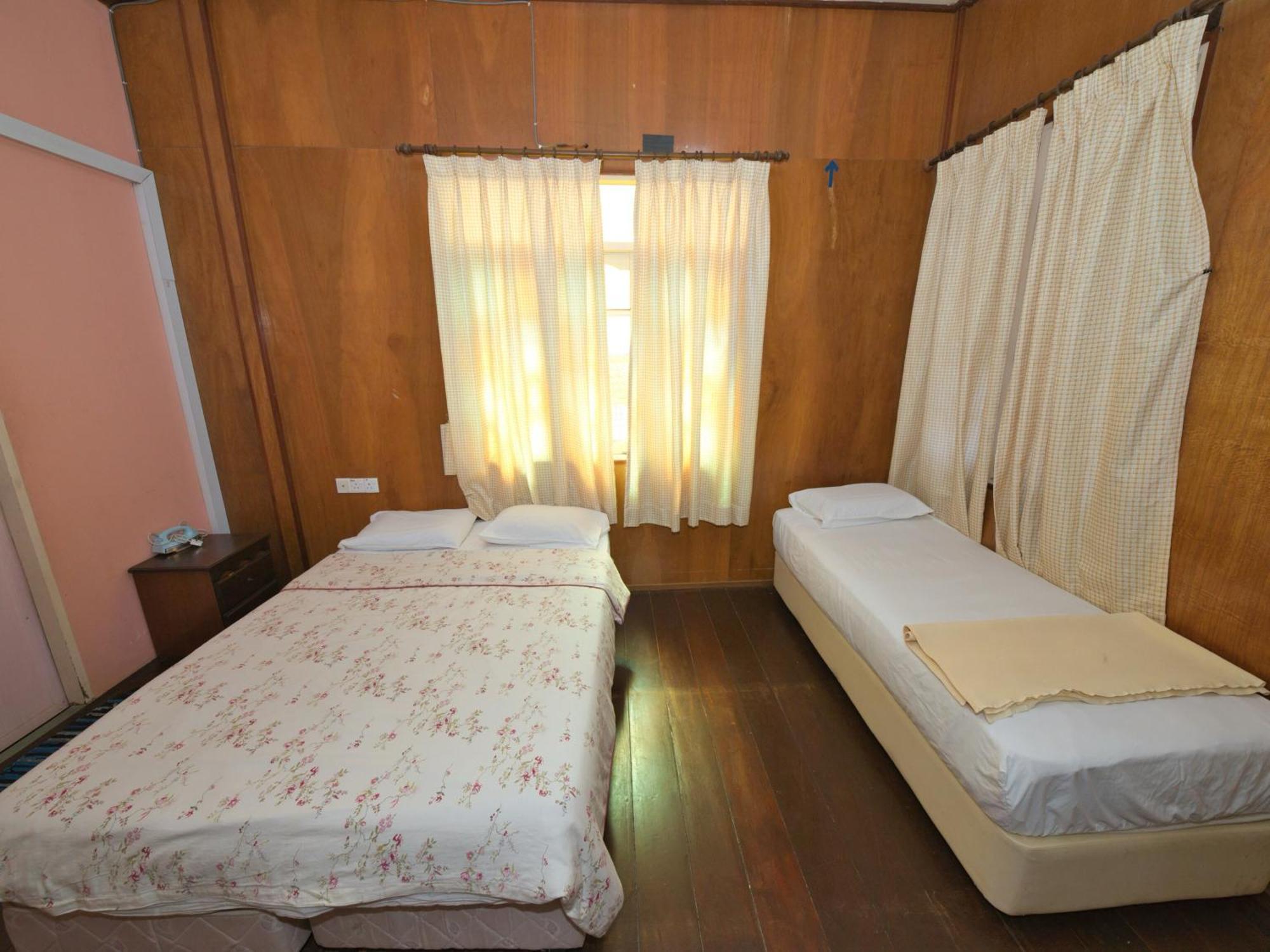 Oyo 90968 Teratak Samuderakita, Chalet & Guesthouse Кампонг Гонг Бадак Экстерьер фото